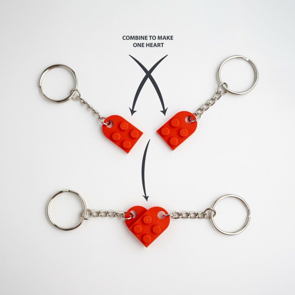 Couple Connect Keychain 💞